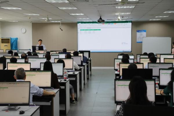 技能提升正当时 —— 我校顺利开展Office办公软件与计算机技术专题培训
